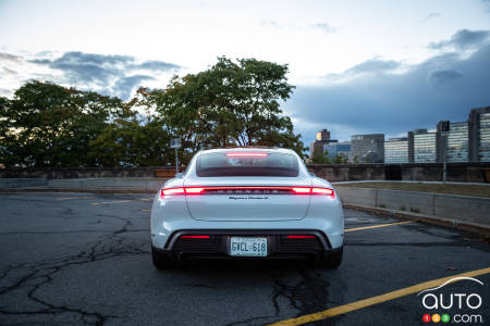 2020 Porsche Taycan 4S, rear